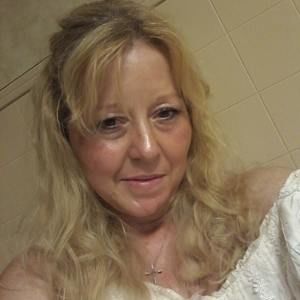 Meet your Posher, Eva